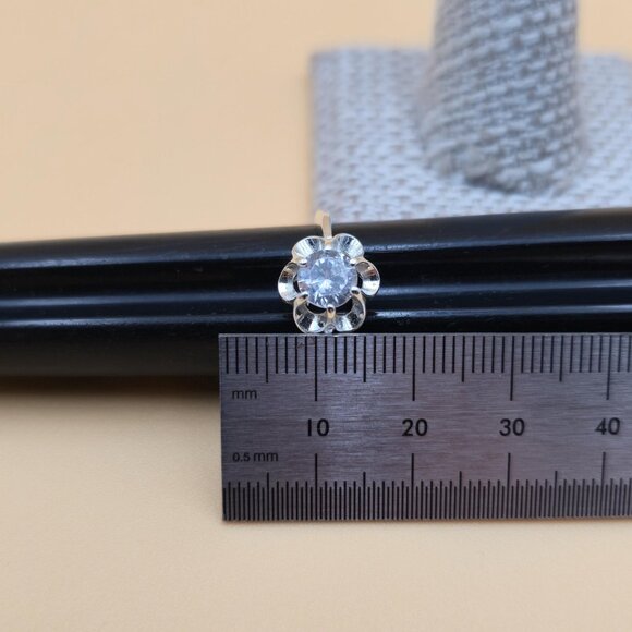 Size 7.25 Sterling Silver Stunning Avon Cubic Zirconia Gem Ring A4545 - Picture 9 of 10